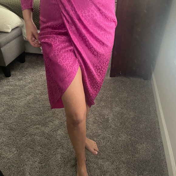 Saylor pink leopard print dress! - Picture 5 of 5